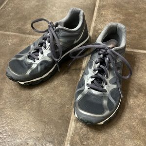 Nike Air Max gray, silver, and white